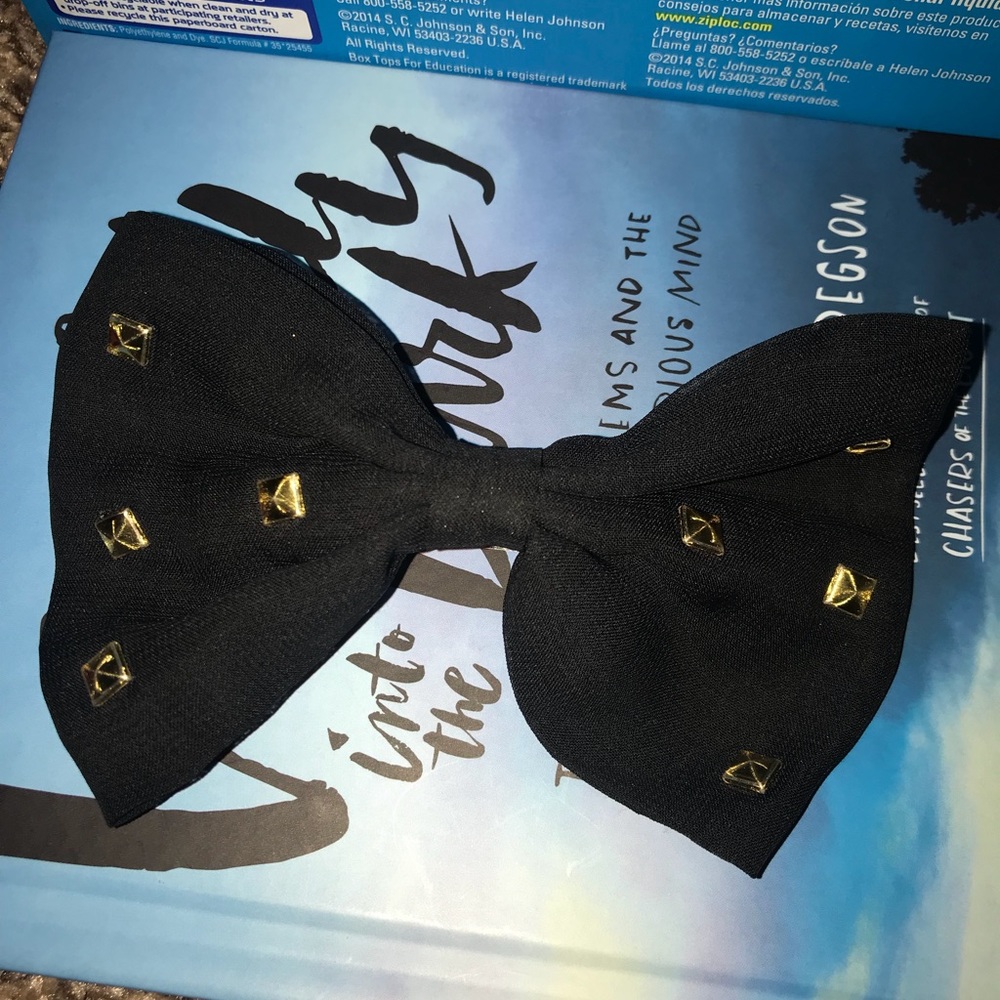 hair bow